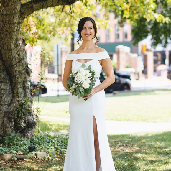 Lulus Off-the-Shoulder Mermaid Gown with Cutout Detail - Picture 4 of 11